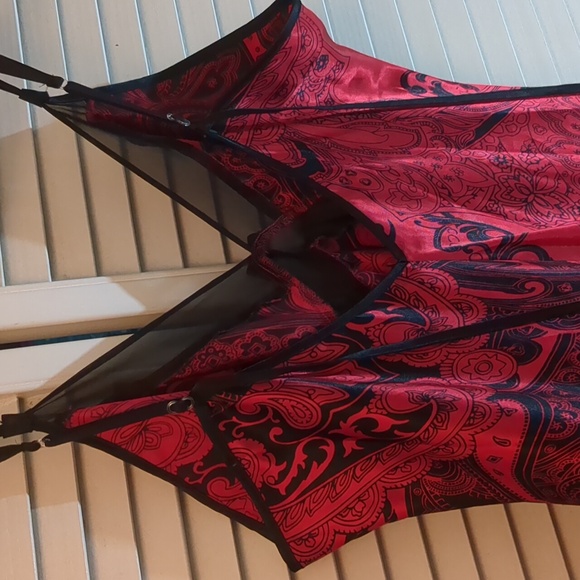 Linea Donatella Red and Black Satiny Slip Dress - Picture 9 of 13